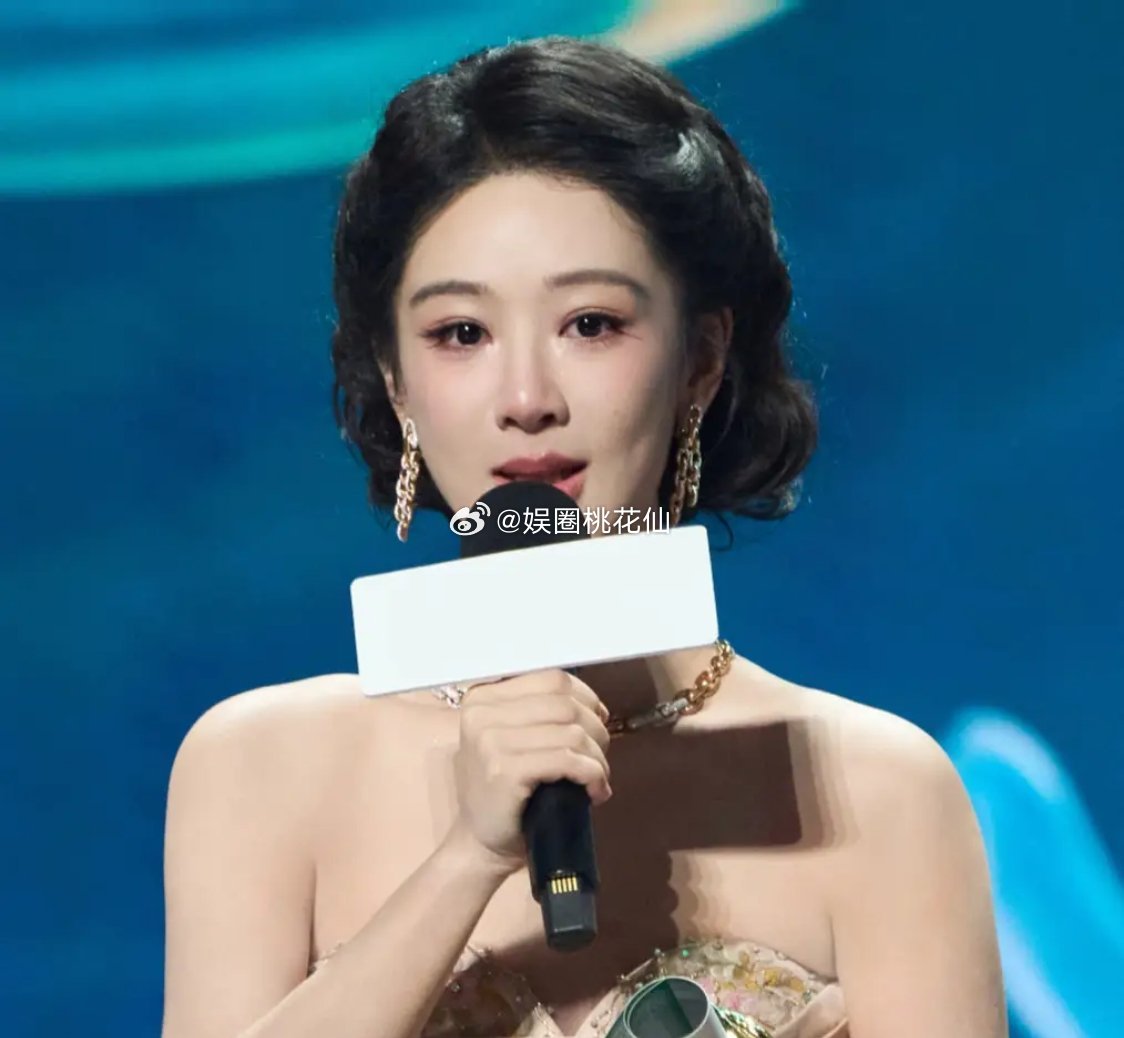 杨紫靠《生命树》拿视后惹争议，央视收视倒数，网友感叹预制强捧！！！