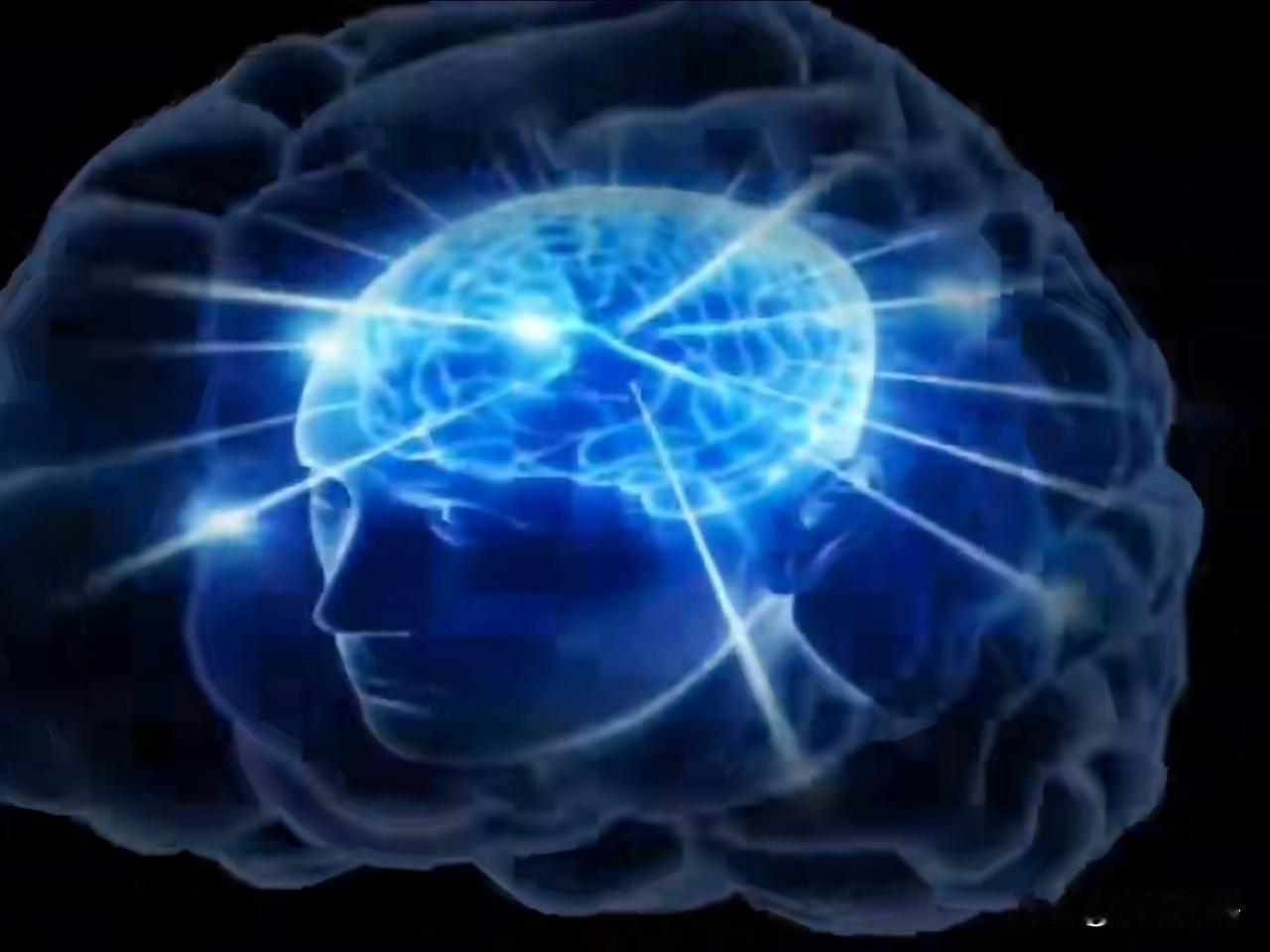 小时候我们邻村有个精神病女人，那时候人们不认为精神病是病，自然也不治疗，只觉得