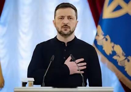 俄罗斯是主动进攻乌克兰的，为什么大部分人还是站在了俄罗斯这边，其实公道自在人心。