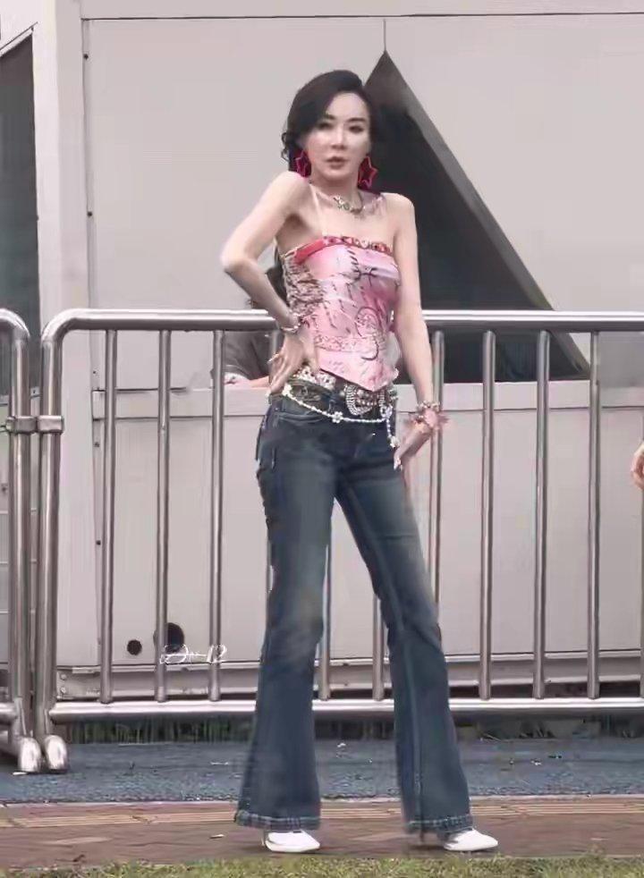 王心凌都翻红了，能不能让台湾第一美人也翻红一次？