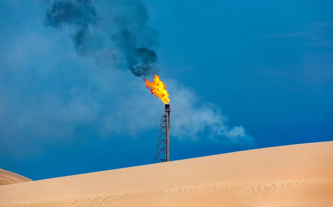 阿联酋宣布退出欧佩克，全球油价进入“乱纪元”？谁受损，谁受益 谁能想到，刚派