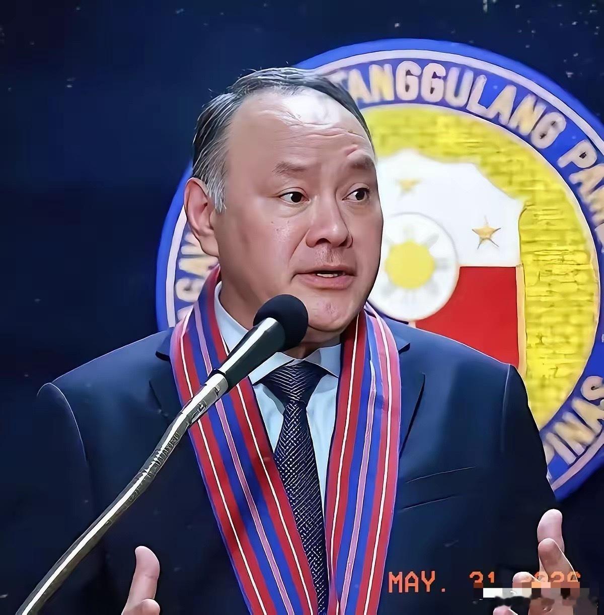 很多人抨击菲律宾防长的“援助策略论”，我觉得他只不过是胆子大了些，无耻了点，其实