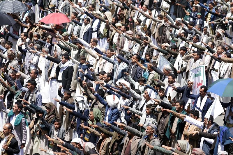 美军真要打胡塞？以为是玩笑，结果玩真的美国《战区》网站爆出猛料：美军方已经批