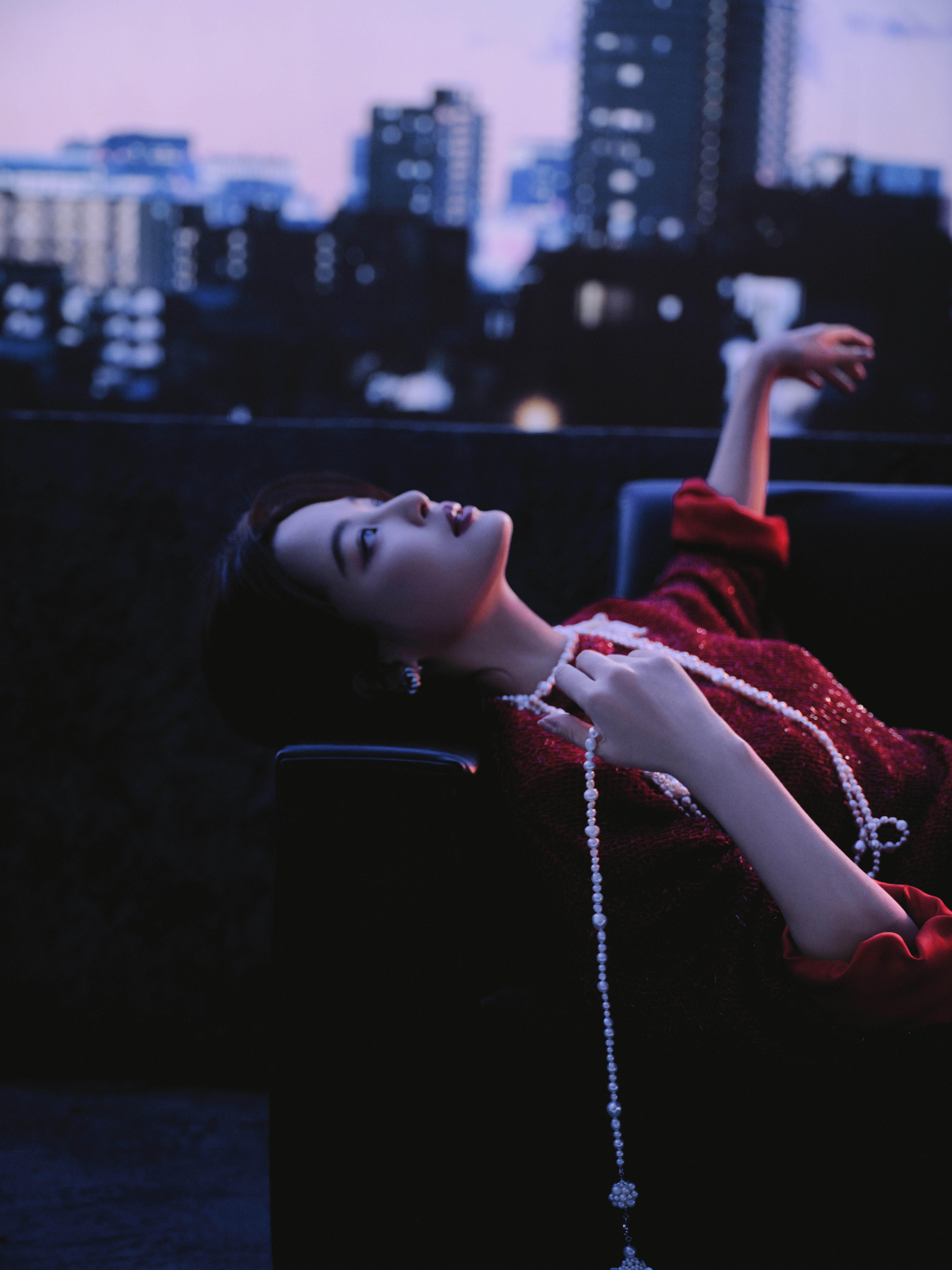 辛芷蕾第二组大片才是她的水准！