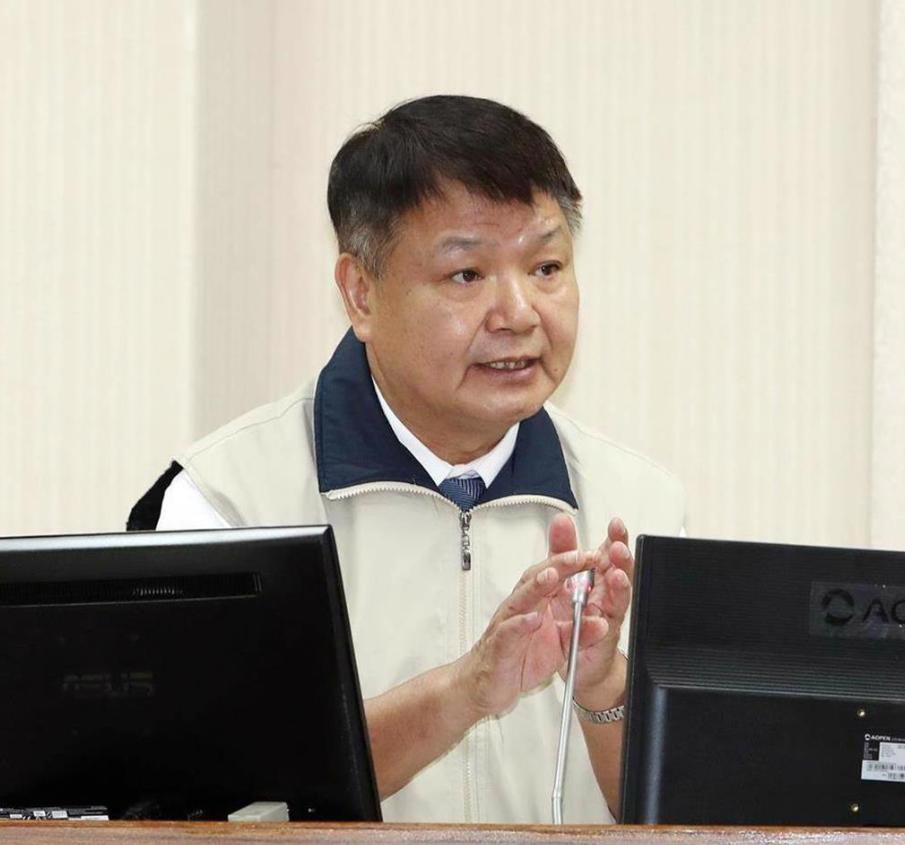 就在刚刚，前民进党立委李文忠公开发表声明，4月5日，针对郑丽文即将访陆，