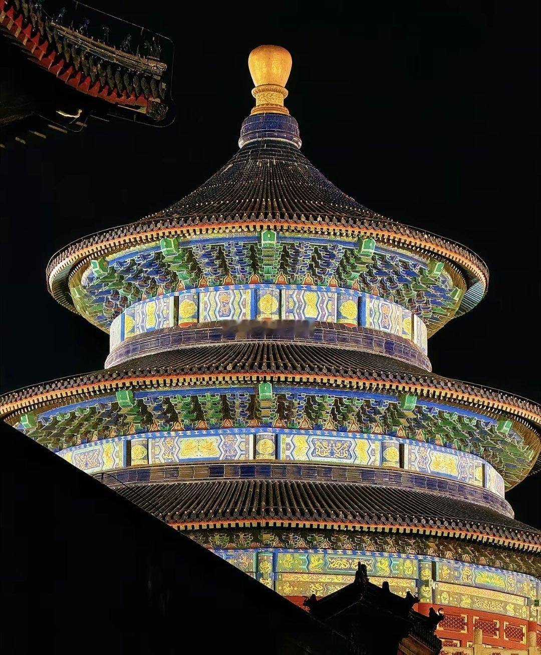 这两天北京天坛又火了不得不说老祖宗的审美真的很顶级！你们觉得呢？