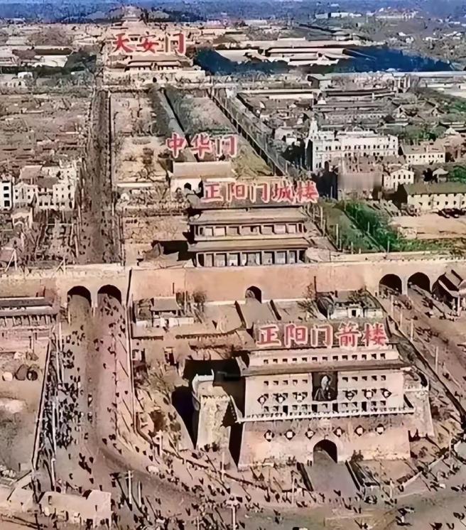 如果单纯站在当时的时代，而非半个多世纪以后的今天，去看郭沫若支持拆北京城墙。世人