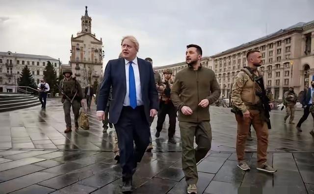 别猜了！俄罗斯人最恨的不是美国，不是德国，不是乌克兰，不是波兰，也不是法国，而是