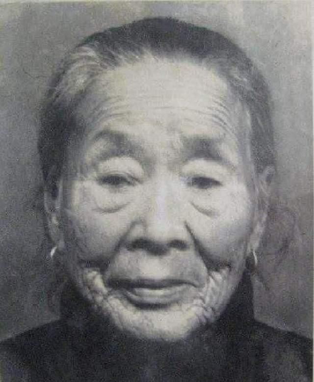 "戴笠情妇！”1949年，国民党美女特工张春莲，为了保命，隐姓埋名嫁给农民！30