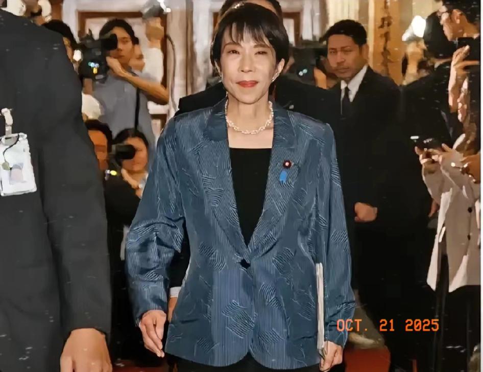 不出意外的话，意外还真就来了——高市早苗这下彻底坐稳位置，之前说她当选