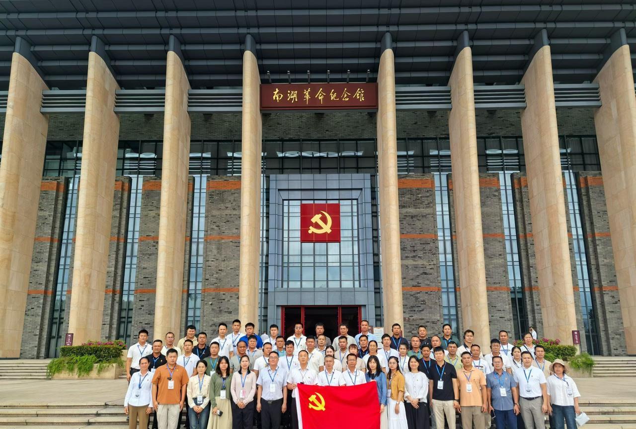 很多人高看组织部的干部一眼，其中一个重要的原因是，组织部的干部虽然不能直接决定提