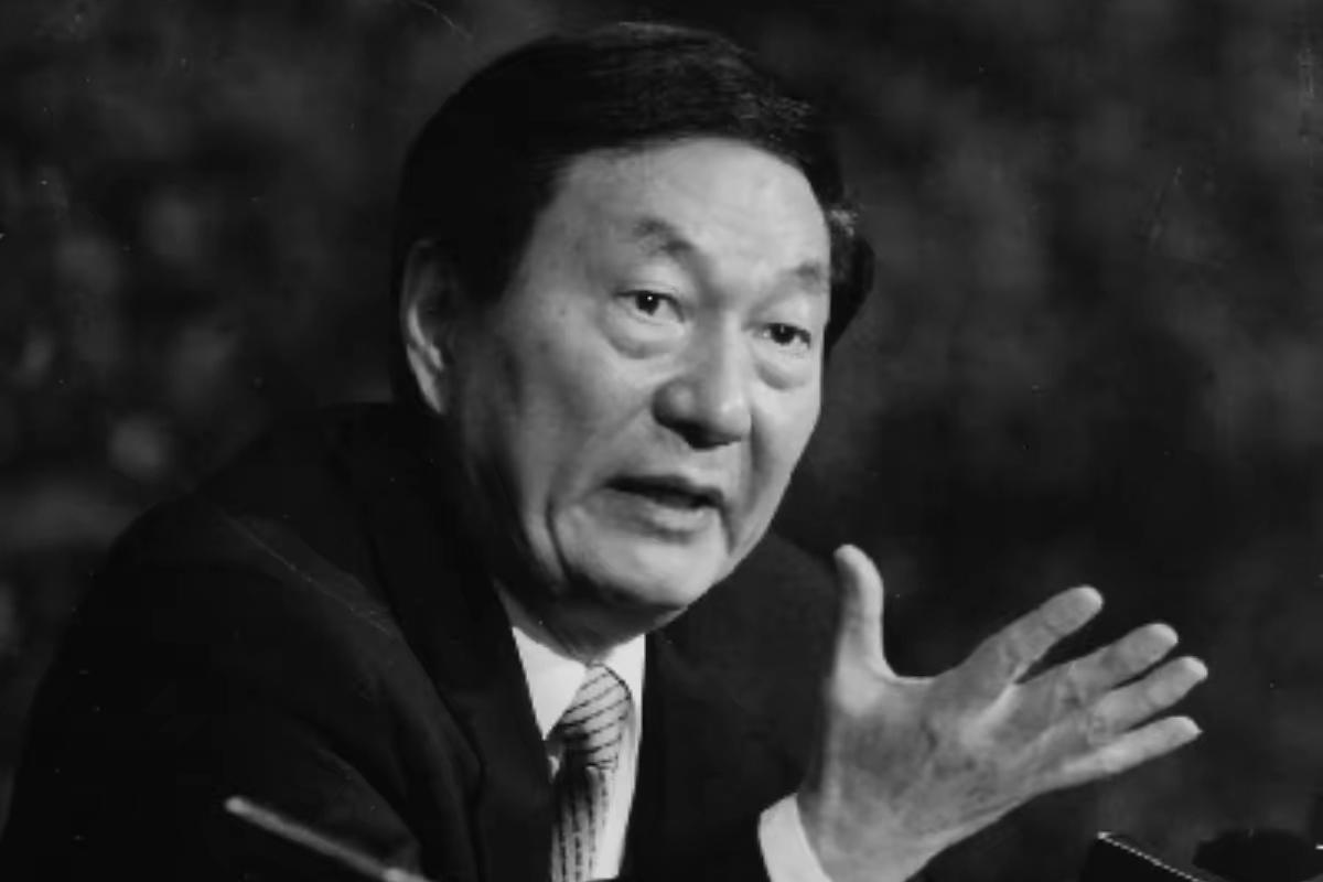 朱镕基：谁要是搞台湾独立，你就没有好下场！昨天，敬爱的朱镕基总理离开我们了，