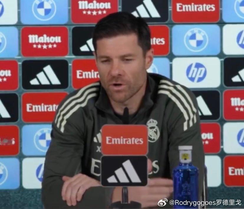 阿隆索：“罗德里戈？很高兴你问到他，因为罗德里戈早已成为球队中极其出色的一员。