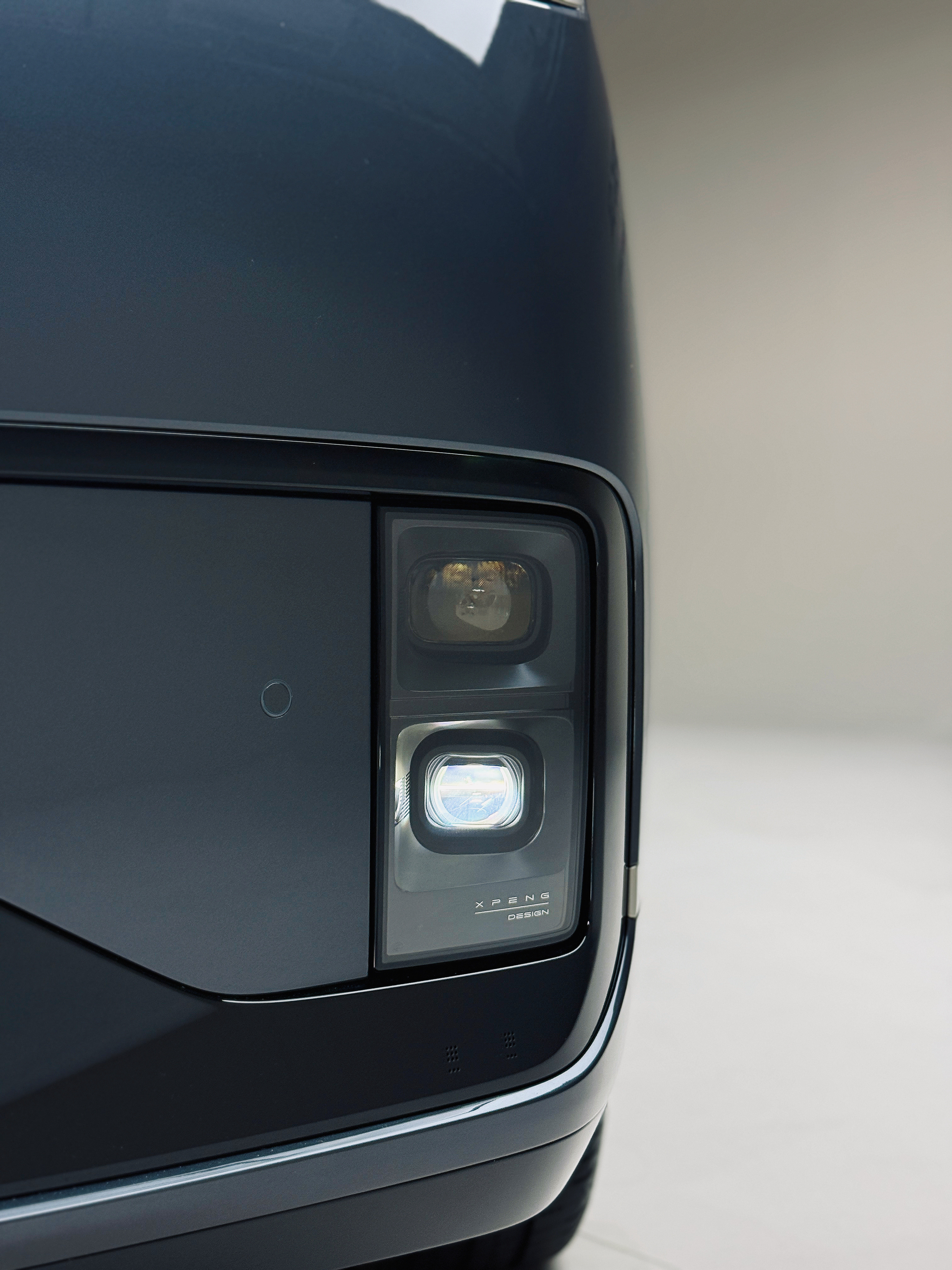 这车太大了...本人实打实179.2cm的个子...今天还穿了增高的大皮孩...