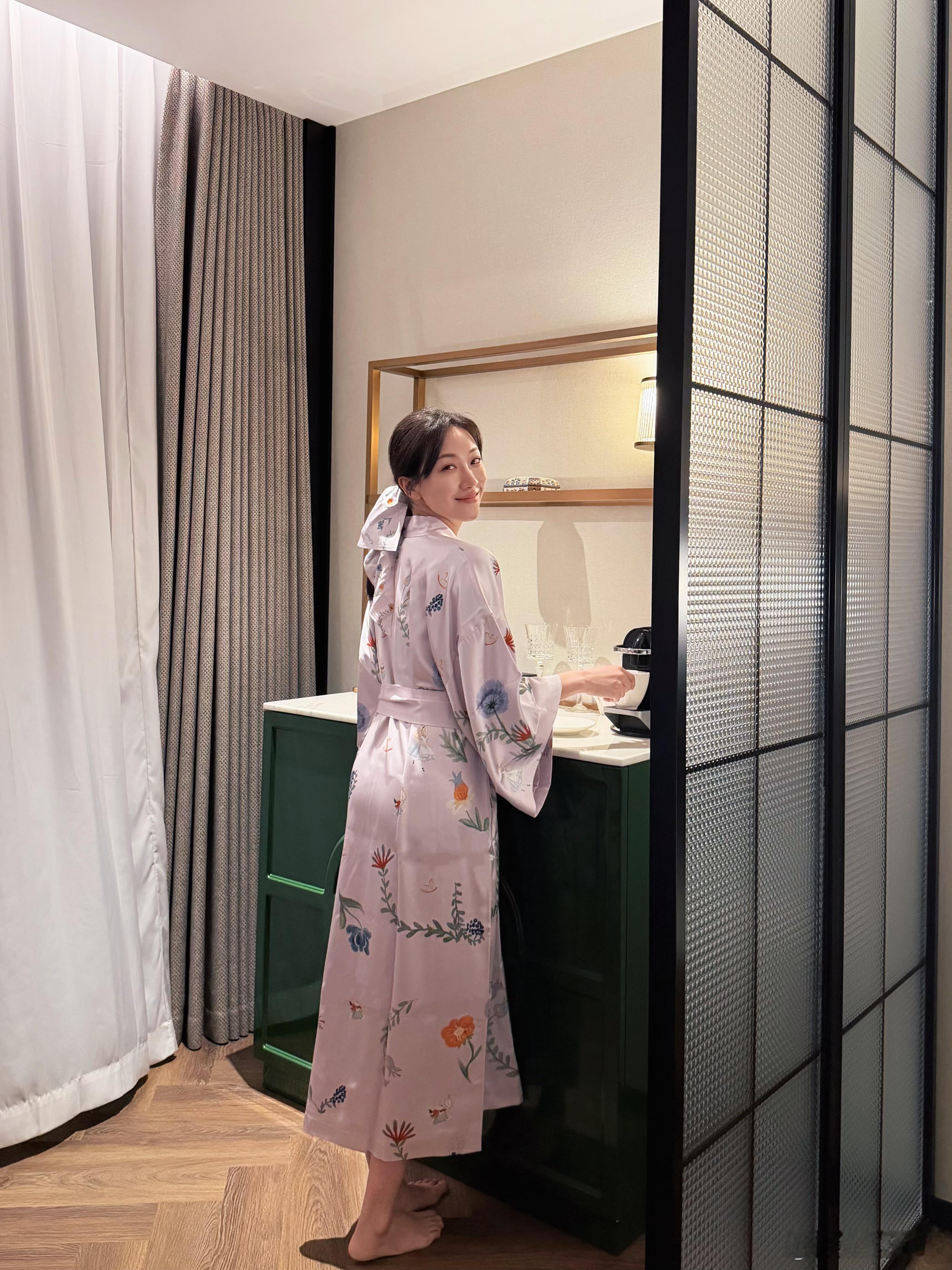 菅韧姿居家碎片