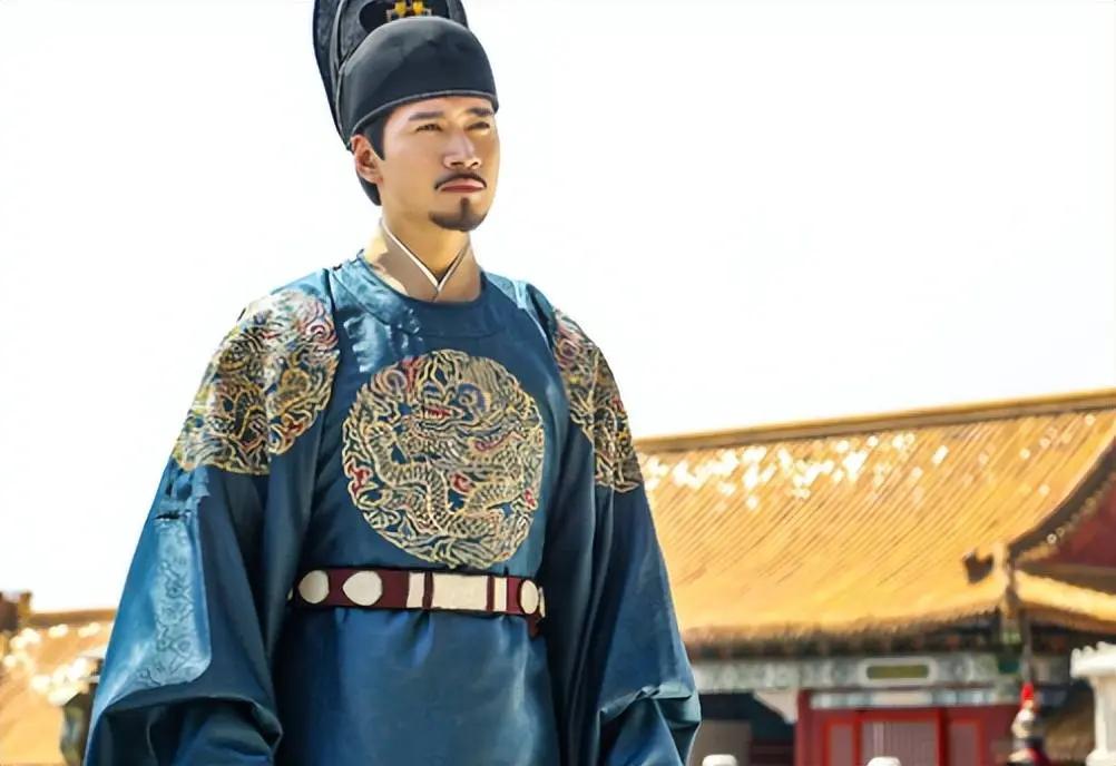 网上经常有人说，朱标是史上权力最大的太子。可是他和一个人比起来，根本算不得什