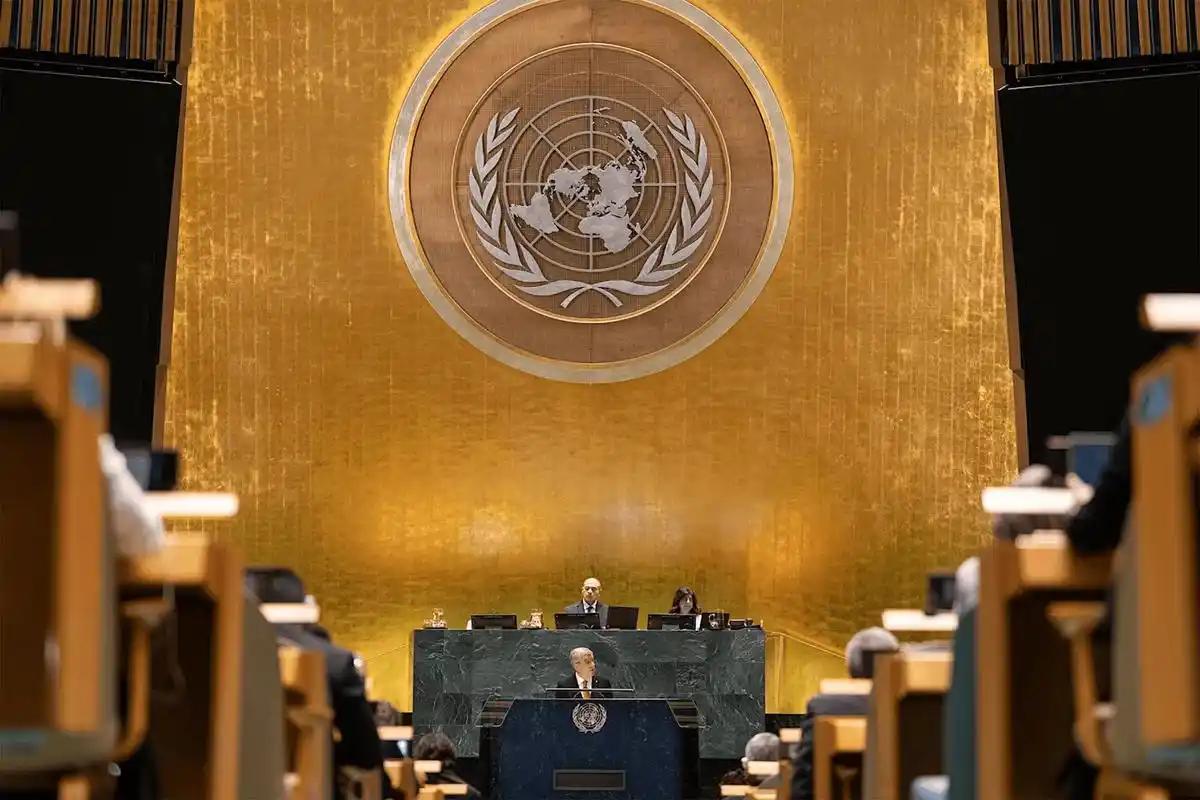 联合国这回算是热闹了，一夜之间冒出来个“新山头”。43个亚非拉国家抱团组了个“全