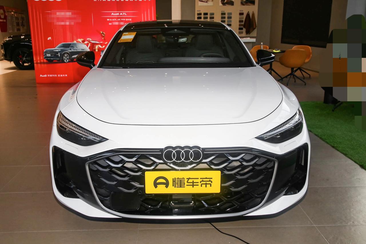 前阵子借了朋友的2026款奥迪A5LSportback智领quattro版开了