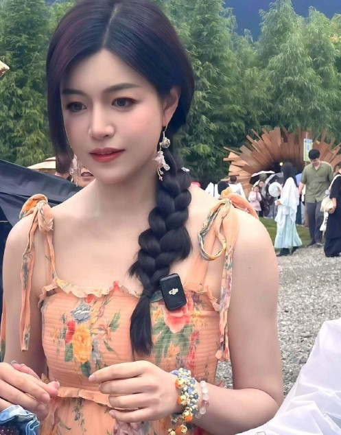 你们发现没？陈妍希和陈晓离婚后，果然不合适的人分开后都是解脱。他们俩都回到了最