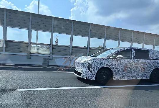 埃安MPV？？？侦探们给看看这是什么车？​​​