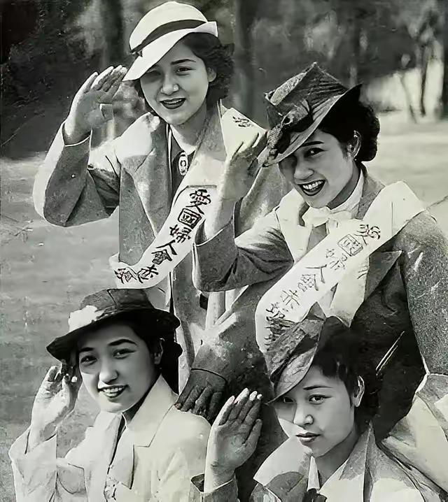 1945年，日本将20万日本慰安妇遗弃在东北，后来至少有11万人嫁给了当地老百姓