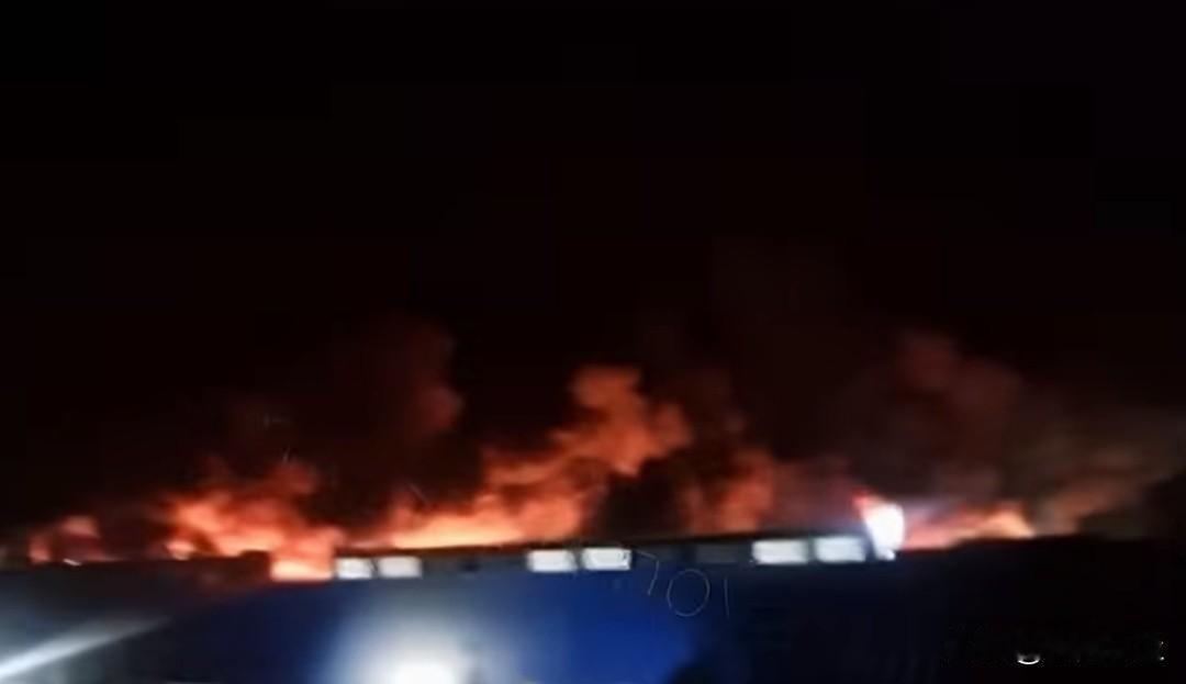 乌克兰无人机袭击俄罗斯梁赞州萨索沃市的Yandex数据中心以及萨斯塔机床厂，随后