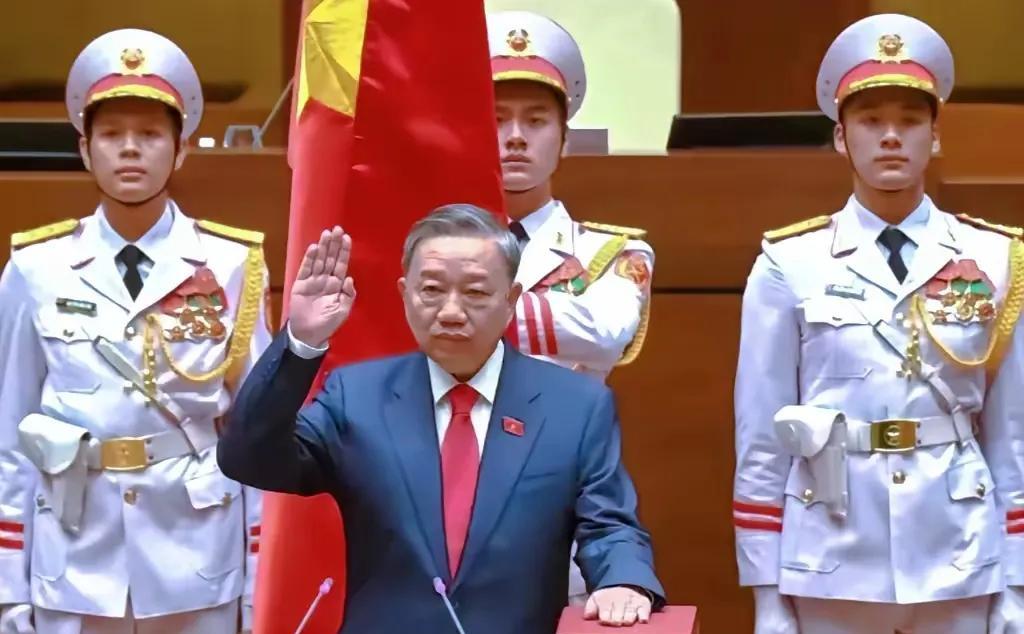 越南领导人苏林，志得意满、胜券在握，南下胡志明市，坐镇中枢，亲自把舵定向推进“加