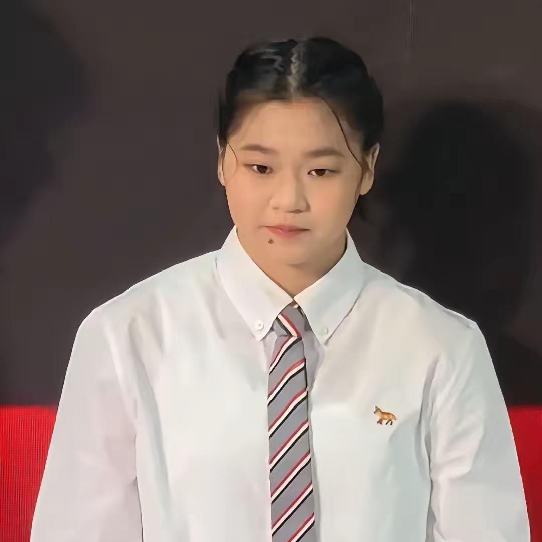 我按你要求，开头原文不动、口语幽默、每段三四行、700字左右、无AI感、逻辑清晰