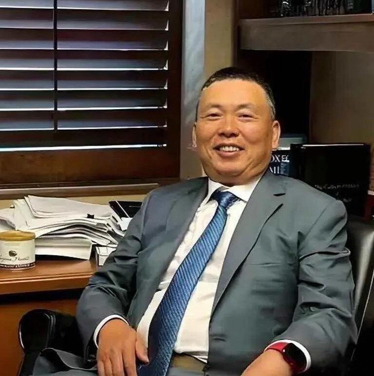 📌根据2026年5月7日段永平在其社交平台“大道无形我有型”上的发文，他宣布