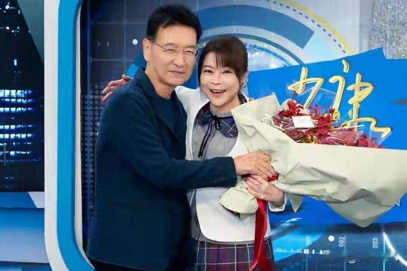 郭正亮爆出大料！TVBS钱怡君原来是挺绿的两面人？郭正亮直播直接爆出猛料，TV