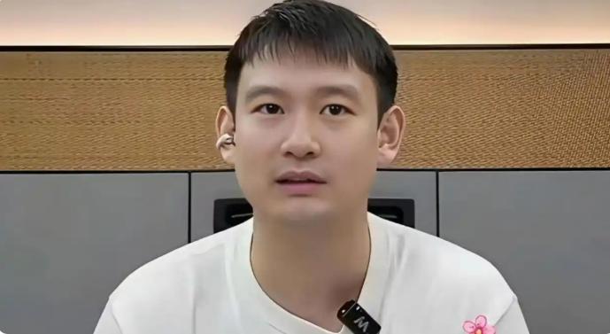 国乒圈又起波澜！前国手刘丁硕在直播间突然发难，虽未点名，却句句直指张继科，痛批其