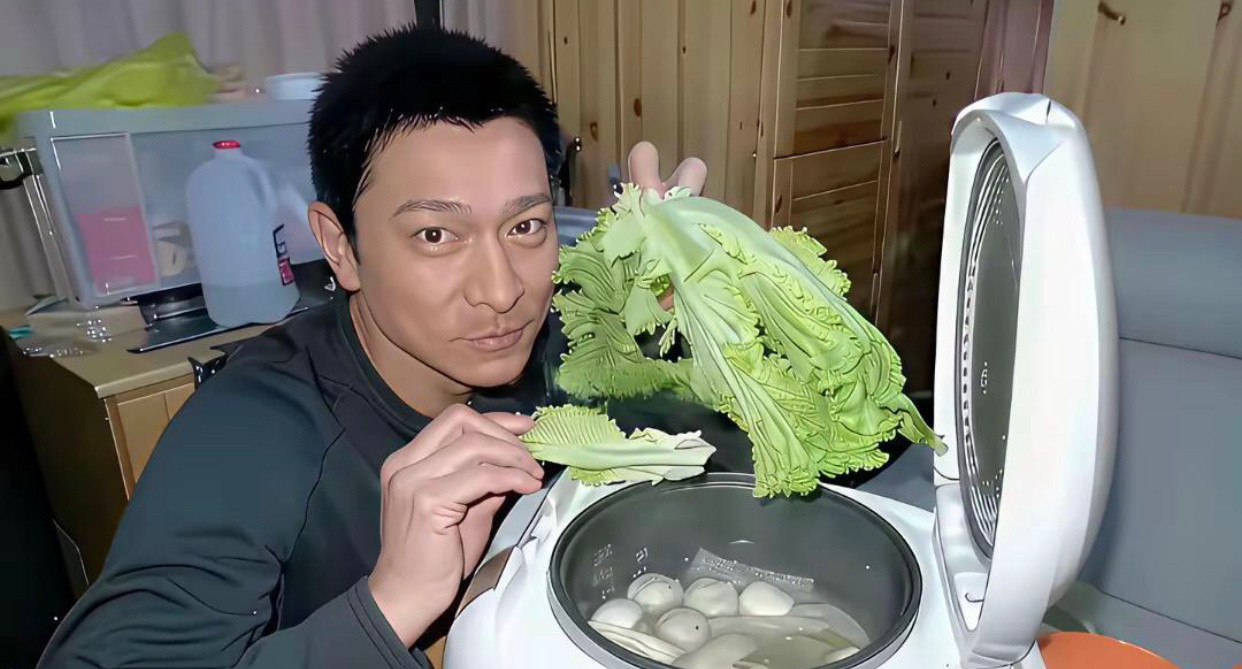 为什么刘德华明明升价过亿，吃的菜还那么素？
