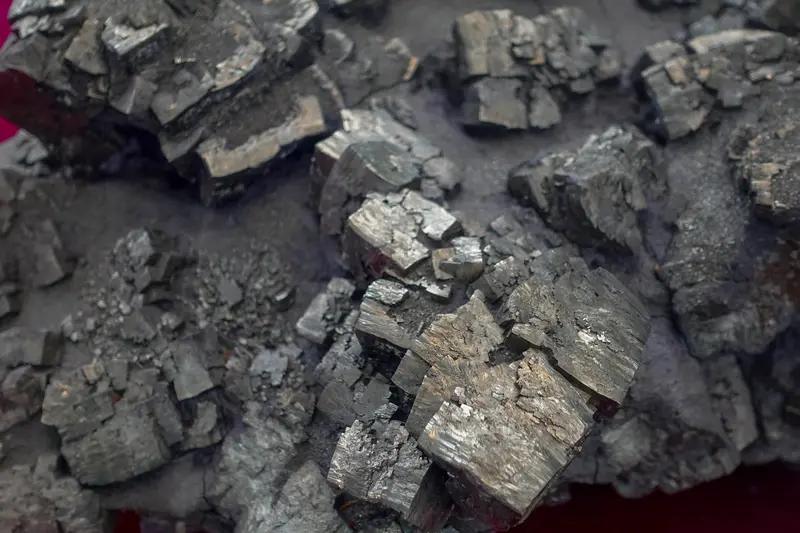 中国找矿又获新突破中国找矿又有新惊喜！自然资源部中国地质调查局联合新疆自然资源