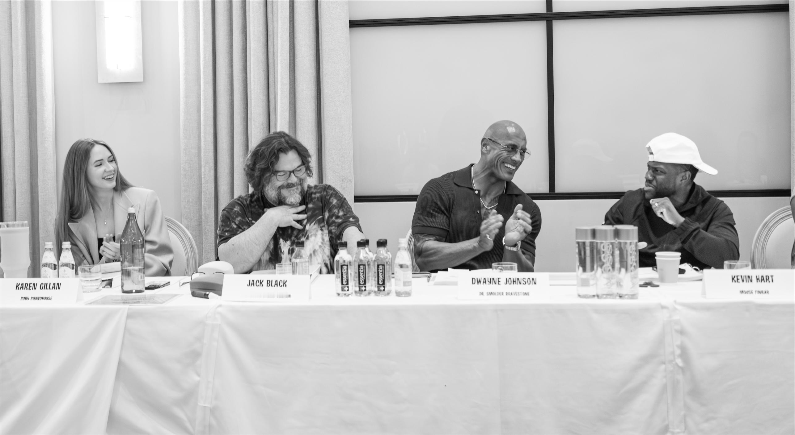 WOW~~正式宣布开拍！、杰克布莱克、凯文哈特和凯伦吉兰四大主角集体回归，明年1