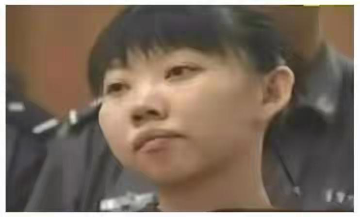 病从口入，祸从口出河北邯郸的李增茹是河北师大艺术系的毕业生，她自小父母双亡