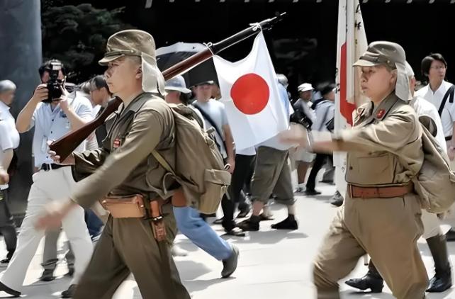 为什么日本越来越猖獗了，日本的一位老人道出了实情，之所以日本敢与中国叫板，就是因