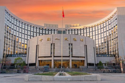 这场不见硝烟的金融围猎，彻底落空了！短短8天，美元、欧元、日元接连挥起加息镰刀，