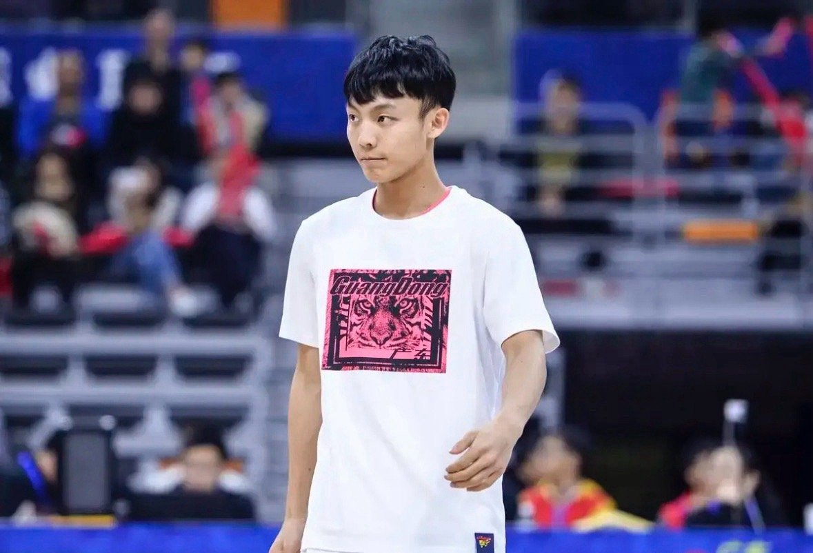 徐杰打脸郭士强！CBA俱乐部杯首战，狂砍25分11助攻5篮板的全面数据，郭士强手