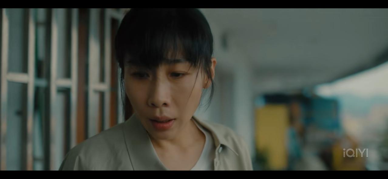 《除恶》胡文静怎么了？别只盯着王安，用排除法，就能查到门口垃圾桶里有问题。王