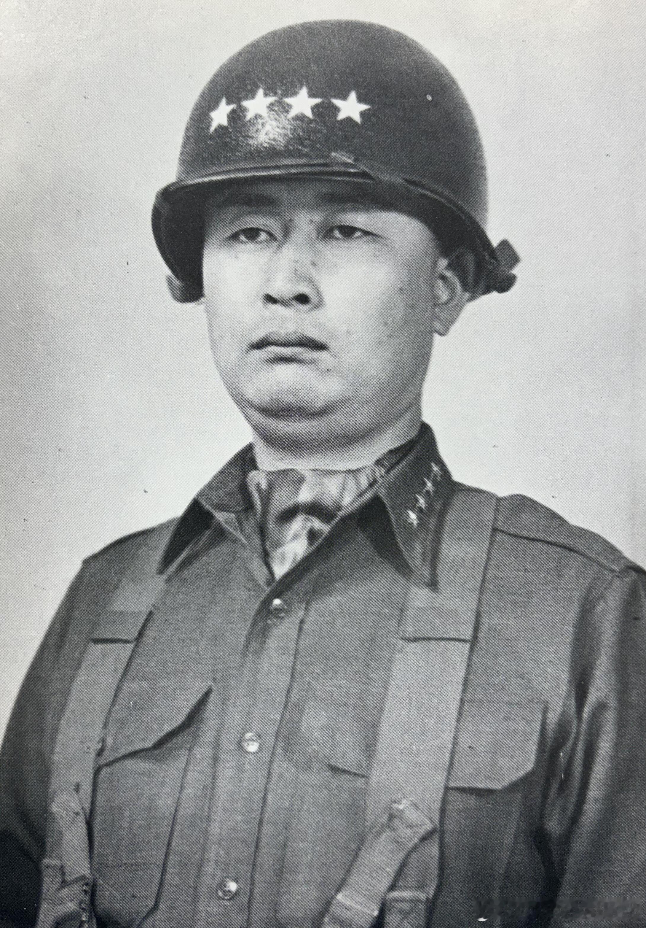 晋升四星上将后的白善烨，他1953年1月31日晋升，是韩国军队历史上第一位四星上