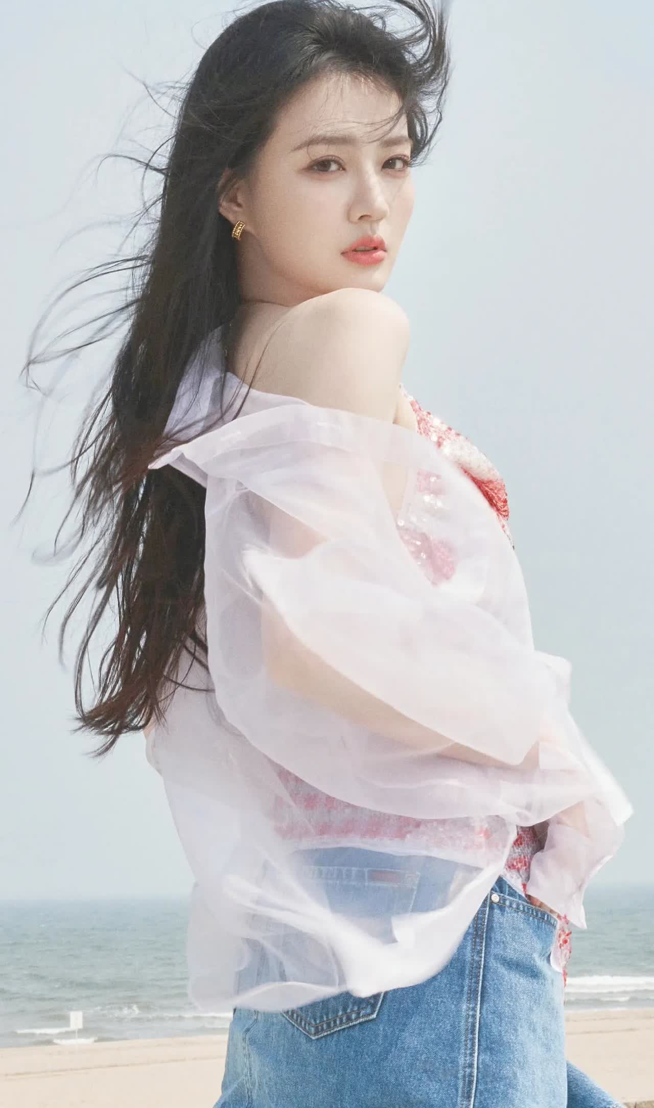 徐璐长发飘飘的真美