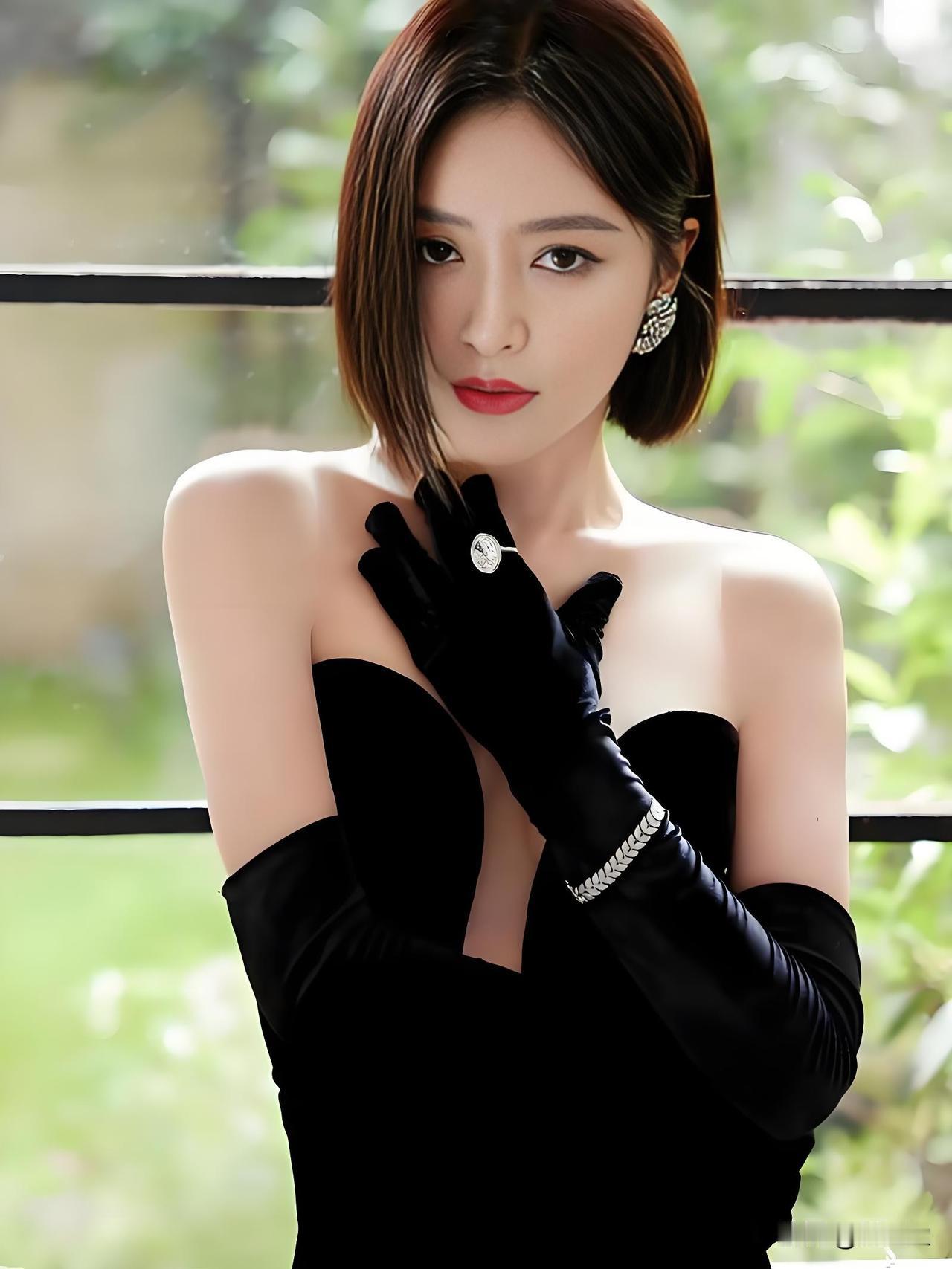 这么多明星，秦岚是最好看的那种，秦岚比baby漂亮，秦岚99分，baby59分，