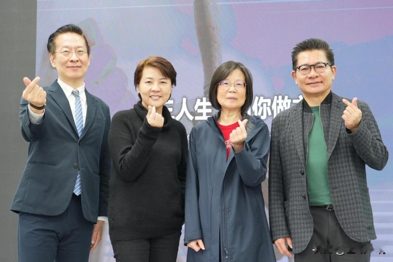 民众党新任副总召王安祥将于2月1日递补民众党立委的王安祥，彰化人、年约60