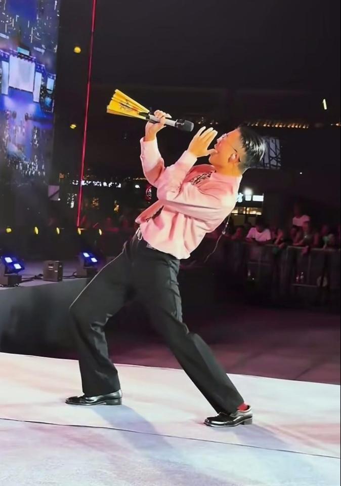 别再吹郭有才了。从150万人围观到观众几千，他只用了一个月。这背后，藏着一个