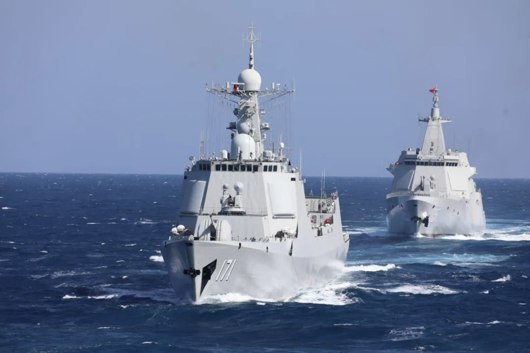 驱逐舰编队军事