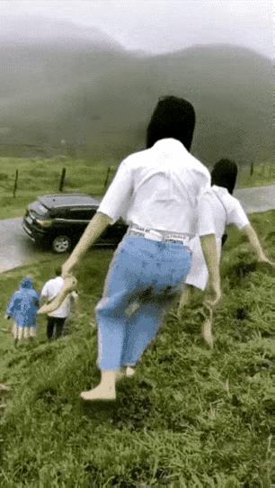 要么就不摔，要么就摔过瘾！
