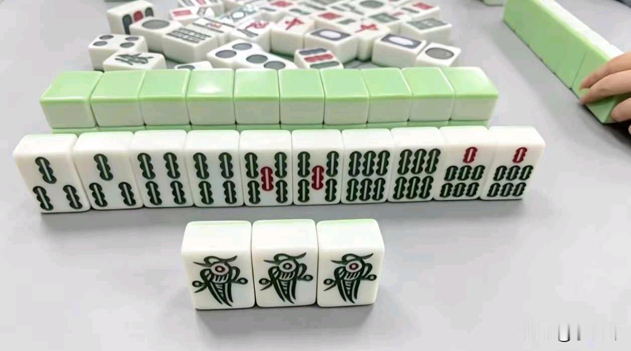 这副牌还能怎么打？