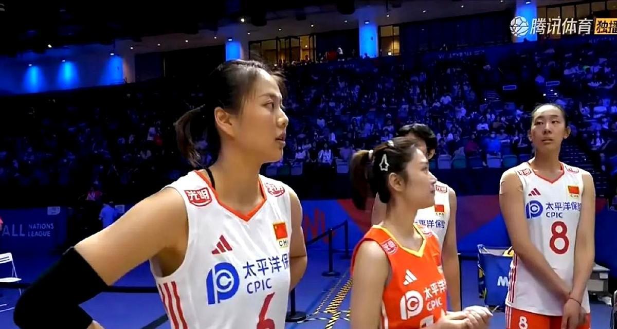龚翔宇在中国女排对保加利亚比赛的第二局被换下场，有劳模之称的龚翔宇罕见地成为场边