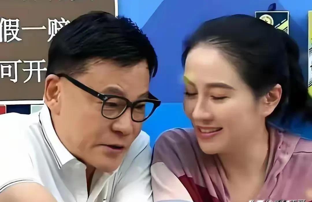 60岁李国庆闪婚，新娘不是叶璇！全网都在问：叶璇这几个月白秀了？故事很简