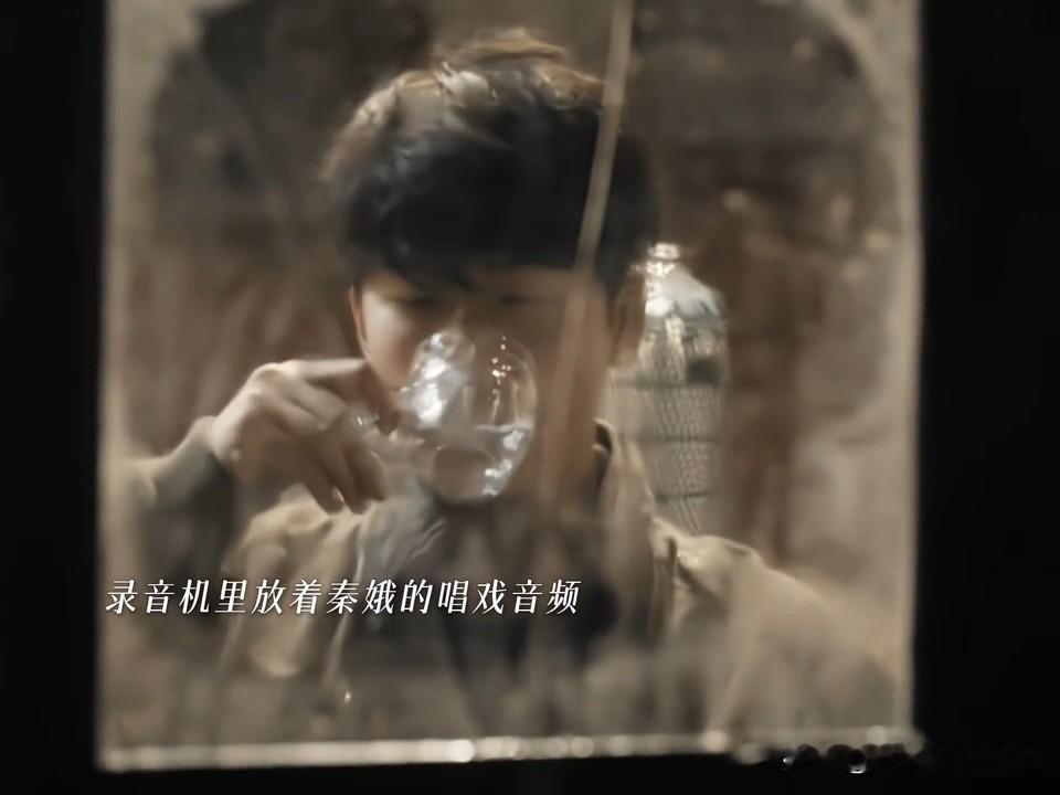《主角》刘红兵即使离婚了，依然开出租给娃治病[呲牙笑]秦娥终于跟刘红兵离婚了，